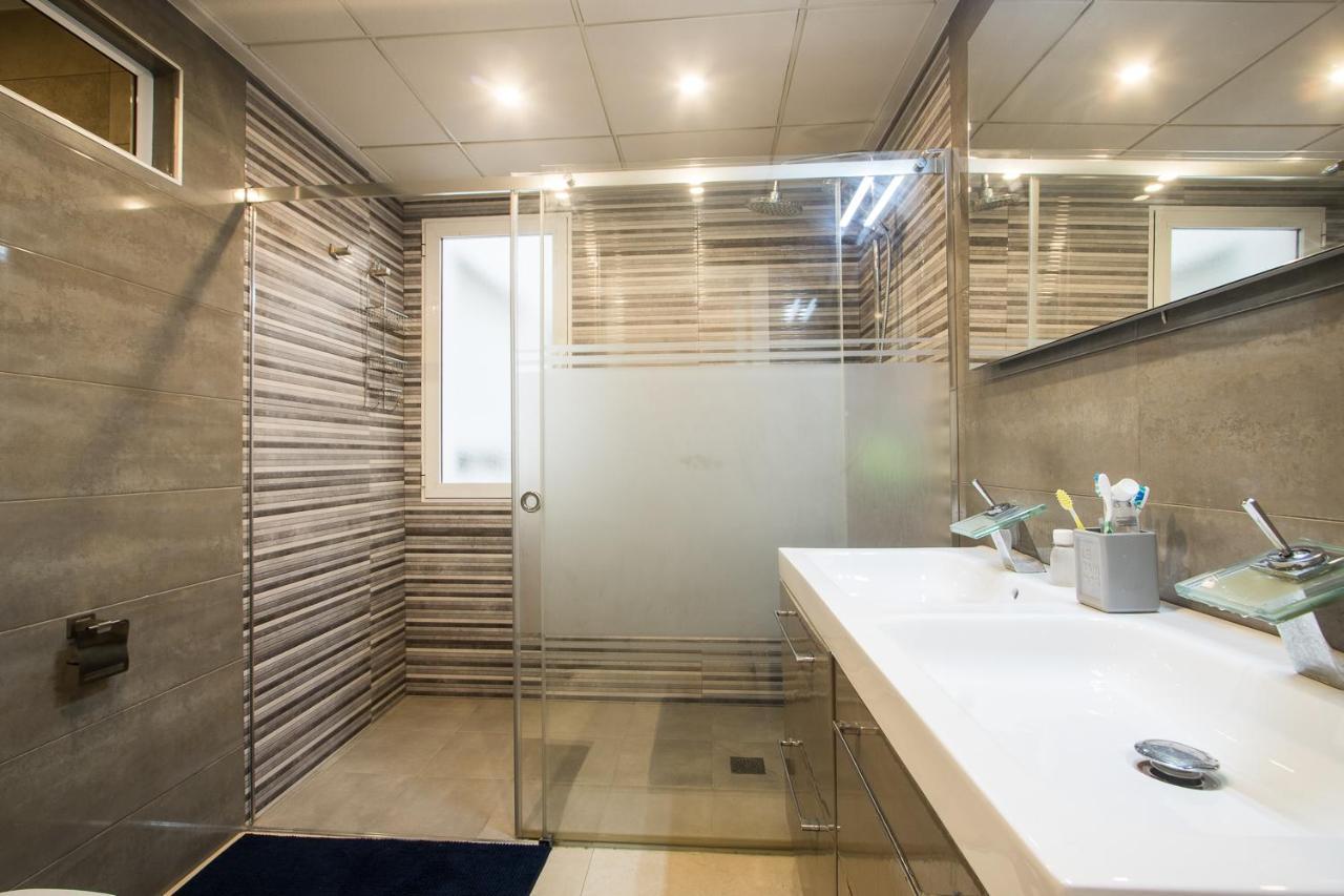 First Line Luxury Apartments Alicante Bagian luar foto