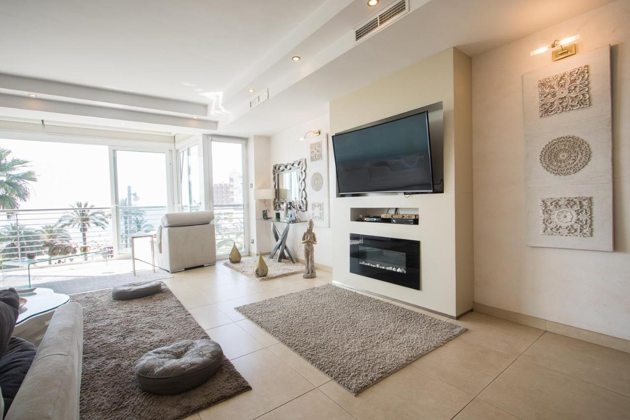 First Line Luxury Apartments Alicante Bagian luar foto