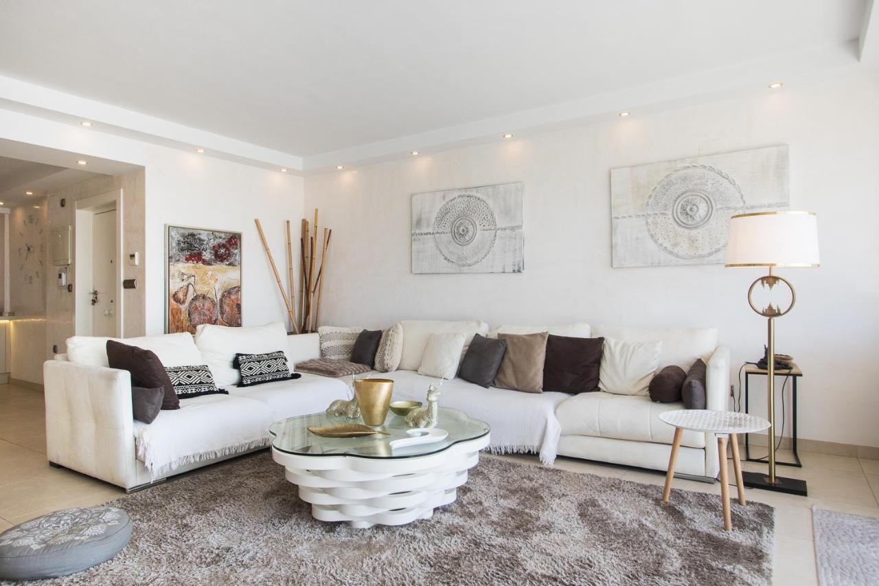 First Line Luxury Apartments Alicante Bagian luar foto