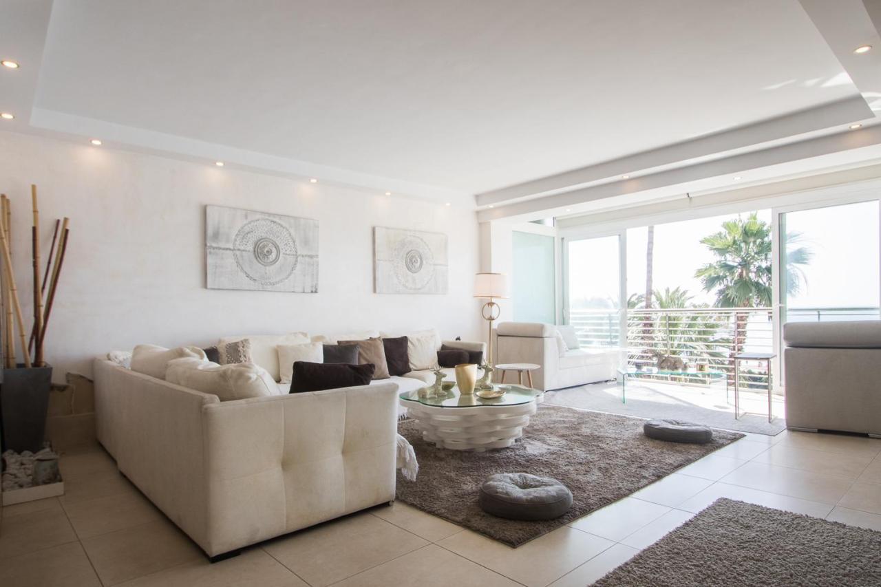First Line Luxury Apartments Alicante Bagian luar foto